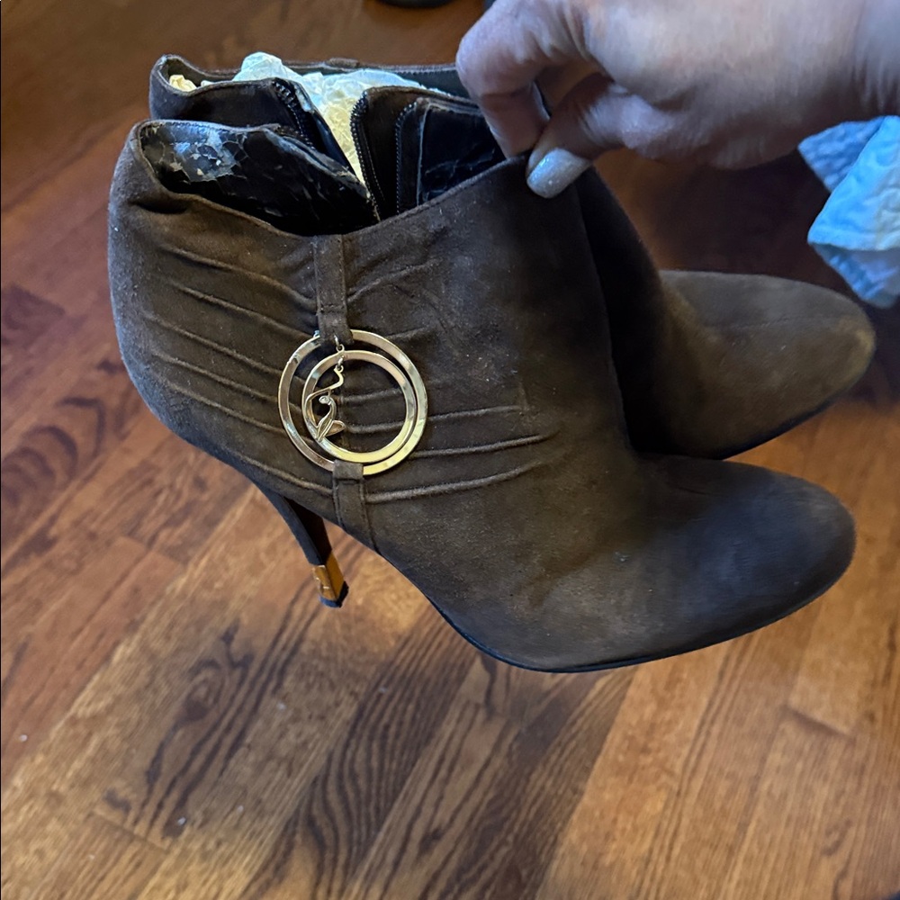 Low start ‼️🚨🚨Baby Phat Brown Heeled Boots with Gold Detail